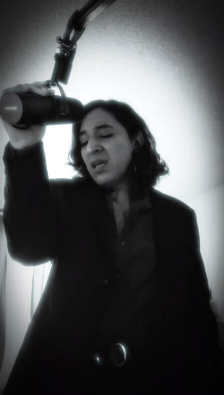 YRND LIVE PERFORMANCE